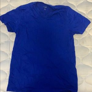 This shirt is a blue short sleeved shirt  the best